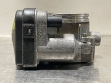Load image into Gallery viewer, THROTTLE BODY BMW 320I 325I 525I X3 Z3 Z4 01 02 03 - 06 - NW177750
