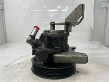 Load image into Gallery viewer, POWER STEERING PUMP 320i 323i 330i 1999 99 2001 01 - NW163078
