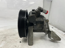 Load image into Gallery viewer, POWER STEERING PUMP 320i 323i 330i 1999 99 2001 01 - NW163078
