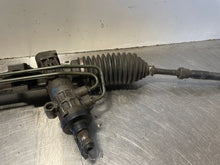 Load image into Gallery viewer, STEERING RACK BMW 325i 2001 01 - NW168550
