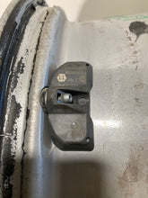 Load image into Gallery viewer, Wheel Rim  PORSCHE BOXSTER 2010 - NW294942
