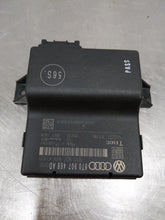 Load image into Gallery viewer, GATEWAY CONTROL MODULE COMPUTER Audi A4 S4 09 10 11 12 - NW295217
