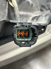 Load image into Gallery viewer, HEADLIGHT LAMP ASSEMBLY Titan 08 09 10 11 12 13 14 15 Left - NW295476
