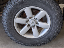 Load image into Gallery viewer, WHEEL RIM Armada Titan 08-15 18x8 ALLOY - NW295823
