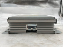 Load image into Gallery viewer, Amplifier Lincoln LS Thunderbird 00 01 02 03 04 05 06 - NW135588
