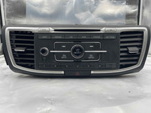 Load image into Gallery viewer, RADIO Honda Accord 2013 13 2014 14 2015 15 - NW137576
