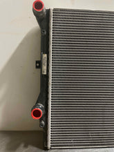 Load image into Gallery viewer, RADIATOR TT Beetle Golf CC Passat EOS 2008 08 2009 09 10 11 12 13 14 2.0L - NW296418
