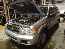 Load image into Gallery viewer, TRANSFER CASE Nissan Pathfinder 2004 04 Auto 4x4 - NW176820
