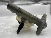 Load image into Gallery viewer, BRAKE MASTER CYLINDER Hyundai Santa Fe 2001 01 2002 02 2003 03 04 05 06 - NW114851
