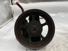 Load image into Gallery viewer, Power Steering Pump  EXPEDITION 2001 - NW162733
