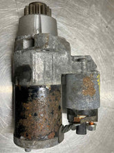 Load image into Gallery viewer, STARTER MOTOR QX60 Altima Murano Murano Cabriolet Pathfinder Quest 13-17 - NW170457

