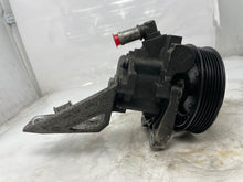 Load image into Gallery viewer, POWER STEERING PUMP 530i 525i 2006 06 - NW163121
