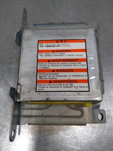 Load image into Gallery viewer, Air Bag computer Subaru Impreza 2004 04 2005 05 - NW298096
