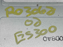 Load image into Gallery viewer, CD Changer Lexus ES300 ES330 2002 02 2003 03 2004 04 2005 05 2006 06 - NW298233
