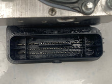 Load image into Gallery viewer, ABS Pump Jaguar XE 2018 - NW298048
