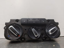 Load image into Gallery viewer, FRONT TEMPERATURE CONTROLS Jetta 2015 15 2016 16 2017 17 - NW298823
