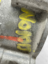 Load image into Gallery viewer, THROTTLE BODY Jaguar S Type 2006 06 2007 07 2008 08 - NW178140
