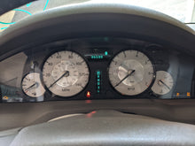 Load image into Gallery viewer, Speedometer Cluster Chrysler 300 2008 - NW299458
