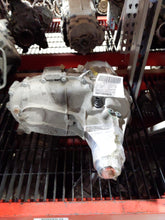 Load image into Gallery viewer, Transfer Case  SIERRA 1500 PICKUP 2018 - NW300354
