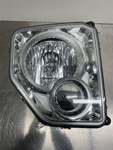 Load image into Gallery viewer, Headlight Lamp Assembly Jeep Liberty 2012 - NW300530
