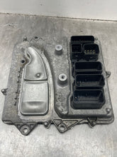Load image into Gallery viewer, ECU ECM COMPUTER 535i 535i Gt 740i 740il X3 X4 14 15 16 17 - NW424145
