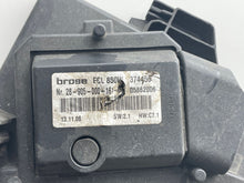 Load image into Gallery viewer, [INVENTORYCAR_YEAR_MAKE_MODEL] RADIATOR FAN ASSEMBLY - NW301926
