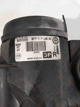 Load image into Gallery viewer, Fog Light Passat 2009 09 2010 10 Left - NW83687
