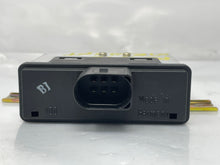 Load image into Gallery viewer, FUEL PUMP CONTROL MODULE COMPUTER Range Rover Range Rover Sport 06-09 - NW301847
