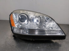 Load image into Gallery viewer, HEADLIGHT LAMP ASSEMBLY ML320 ML350 ML500 ML550 ML63 06-08 Right - NW302680
