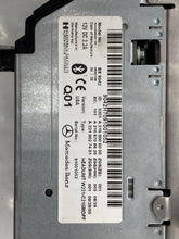 Load image into Gallery viewer, Radio  MERCEDES CL-CLASS 2010 - NW302771
