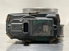 Load image into Gallery viewer, Throttle Body  SILVERADO 1500 PICKUP 2016 - NW302861
