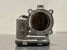 Load image into Gallery viewer, THROTTLE BODY Volkswagen Beetle Jetta Passat 2014 14 2015 15 - NW303279
