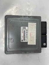 Load image into Gallery viewer, ECU ECM COMPUTER Volkswagen Jetta 2014 14 - NW303067
