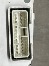 Load image into Gallery viewer, Speedometer Cluster  GRAND CHEROKEE 2009 - NW159038
