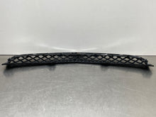 Load image into Gallery viewer, Grille Saturn Vue 2008 - NW98706
