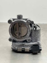 Load image into Gallery viewer, THROTTLE BODY Mercedes B200 2006 06 2007 07 2008 08 2009 09 2010 10 2011 11 - NW305488

