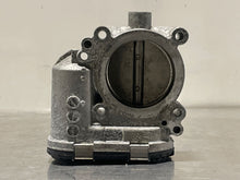 Load image into Gallery viewer, THROTTLE BODY Mercedes B200 2006 06 2007 07 2008 08 2009 09 2010 10 2011 11 - NW305488
