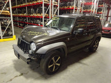 Load image into Gallery viewer, TRANSFER CASE Jeep Liberty 2005 05 2006 06 2007 07 - NW176540
