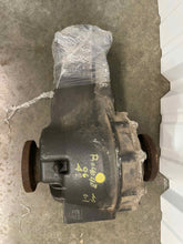 Load image into Gallery viewer, CARRIER ASSEMBLY Audi A8 S8 05 06 07 08 09 - NW304915
