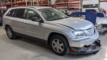 Load image into Gallery viewer, Transfer Case Chrysler Pacifica 2005 - NW305482

