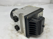 Load image into Gallery viewer, ABS PUMP Volkswagen Passat 2006 06 2007 07 - NW2786
