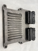 Load image into Gallery viewer, ECU ECM COMPUTER Hyundai Santa Fe 2010 10 2011 11 2012 12 - NW60143
