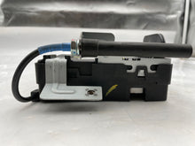 Load image into Gallery viewer, BODY CONTROL MODULE BCM COMPUTER Hyundai Santa Fe 10 11 12 - NW32282
