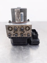 Load image into Gallery viewer, ABS ANTI-LOCK BRAKE PUMP Gl350 Gl450 Gl550 GL63 AMG ML350 ML450 14-15 - NW522651
