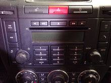 Load image into Gallery viewer, Radio Controls Land Rover LR2 2008 08 2009 09 2010 10 2011 11 - NW139377
