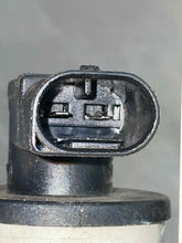 Load image into Gallery viewer, PARKLAMP BMW 320i 328i 330i 1999 99 00 01 Left - NW307577
