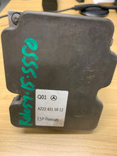 Load image into Gallery viewer, ABS Pump Mercedes-Benz SL55 2015 - NW307420
