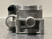Load image into Gallery viewer, THROTTLE BODY BMW 320I 325I 525I X3 Z3 Z4 01 02 03 - 06 - NW433921

