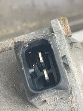 Load image into Gallery viewer, STEERING RACK Jaguar XJ8 2004 04 2005 05 - NW309347

