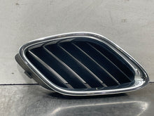 Load image into Gallery viewer, Grille  SAAB 9-3 2003 - NW98651
